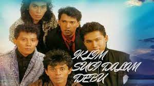 Di blog ini, kami hanya memaparkan lirik lagu. Chord Kunci Gitar Dan Lirik Lagu Suci Dalam Debu Iklim Engkau Bagai Air Yang Jernih Halaman 3 Tribunnewswiki Com Mobile