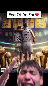 BYE BYE 0-11 #endofanera #warriors #klaythompson #byebye #basketball  #sports #greenscreen