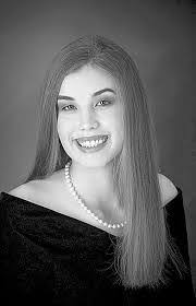 Alisha Robbins's Instagram, Twitter & Facebook