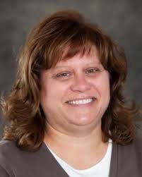 Dawn Lee will be a faculty processional leader at the College of BILSA's  commencement ceremony! Dawn is the Pioneer Greenhouse and Gardens Manager  and a lecturer with the School of Agriculture. 🎉