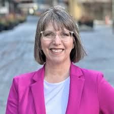 Oshana Watkins (@oshanawatkins)