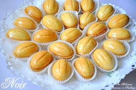 Epingle Par Malika Sur Sweets Recette De Gateau Algerien Recette Patisserie Orientale Recette Gateau