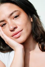 What Is Slugging and Should You Try It? • Skin Pharm