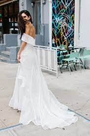 Met Wedding Dress By Georgia Young Couture High Fashion Wedding Dress Contemporary Wedding Dress Wedding Dresses For Girls