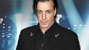 Sophia thomalla und till lindemann haben sich getrennt. Till Lindemann Rammstein Frontmann Mit Model Irenna La Gesichtet