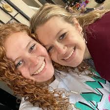 Rachel Bonner's Instagram, Twitter & Facebook