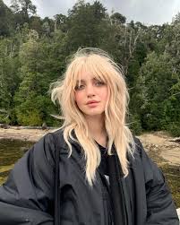 Please select your terminal destination & default language. The Wolf Cut Is Summer S Coolest Take On The Shag Glamour