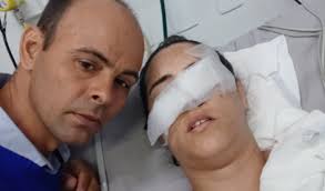 Venho por meio pedir ajuda para cirurgia e UTI da minha esposa Elisangela  Pereira Vieira