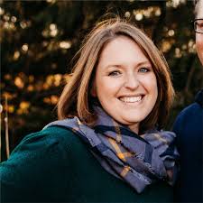 Bruna Jasinowodolinski Email & Phone Number