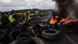 Dans le gard et en lozère, les communes répertoriées à ce jour. Photos Le Mouvement Des Gilets Jaunes Dans Le Gard