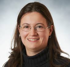 Elizabeth Ritchie's Instagram, Twitter & Facebook