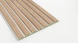 Panneau mural Maestro Latt blanc hydrofuge avec 7 lattes Natural Oak - 16 x  300 x 2770 mm