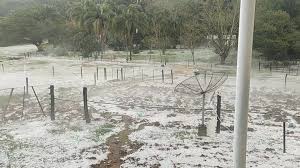 Agradeço deste já pela ajuda. Cidade Reporter Choveu Granizo Em Campo Limpo Paulista E Regiao Facebook