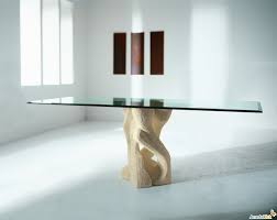 Alex Glass Table With Central Stone Base Arredaclick Modern Dining Room Tables Glass Dining Table Designs Glass Dining Table