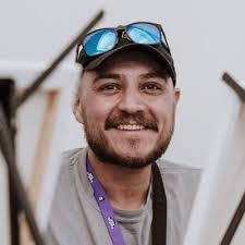 Renee Stratton's Instagram, Twitter & Facebook