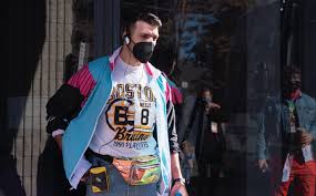 If you're not already in the know: Flashing Neon Ski Fashion From The 90s The Bruins Arrived In Style For Their Outdoor Game At Lake Tahoe The Boston Globe