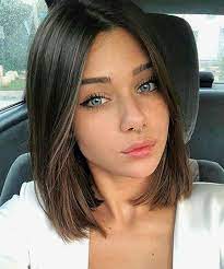 Medium hair is super versatile. 25 Brunette Bob Frisuren Bob Brunette Frisuren Short Hair Styles Shoulder Length Hair With Bangs Medium Length Hair Styles