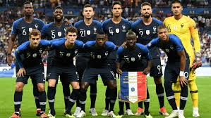 Compte officiel des équipes de france de football #fiersdetrebleus #fiersdetrebleues 🇫🇷 notre compte dédié à tous les footballs @fff ⚽️ www.fff.fr. Euro 2020 Le Nouveau Maillot De L Equipe De France Fuite