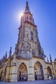 das berner munster in bern the bern cathedral in bern bern schweiz cathedral switzerland switzerland alps