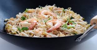 Recette De Wok De Crevettes Et Pousses De Soja Facile Et Rapide A Realiser Gouteuse Et Dietetique Ingredients Recettes Wok Pousse De Soja Recettes Minceur