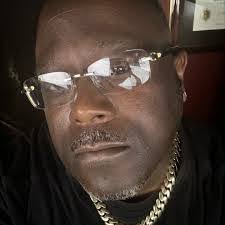 Tony Teschner's Instagram, Twitter & Facebook