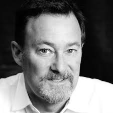 10 years at Vacasa! It's truly mind blowing that an interview with Diane  Henderson turned into a job offer in December 2014! There are so many to  thank but I'd like to