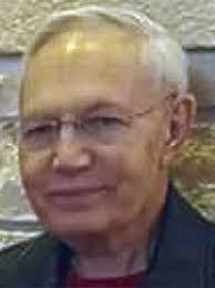 Carolyn Siebert's Instagram, Twitter & Facebook