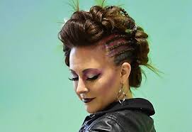 Tech Annual 2017 by isutech