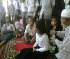 Jl letnan jaimas 100 palembangno. Puluhan Siswi Smk Di Palembang Kesurupan Teriak Teriak Soal Tisu Dan Wc