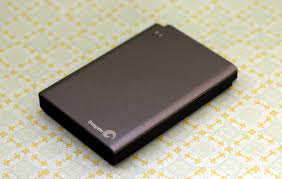 The seagate wireless plus hard drive. The Seagate Wireless Plus Portable Hard Drive When 128gb Just Isn T Enough Ars Technica
