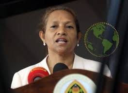 MEJD pede a Embaixada de Portugal lista de professores dos CAFE