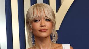 Babyliss Wave Secret Air Hair Curler Review: Can this high-tech gadget  deliver a shiny result?