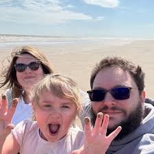 Does anyone know if there is any where in Bedford/Bedfordshire where you  can go lake/pond/river swimming?