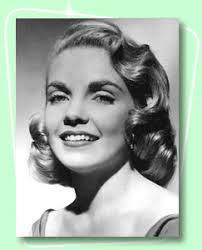 Claire Kenney's Instagram, Twitter & Facebook