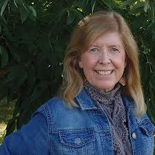 Nancy Mckinley's Instagram, Twitter & Facebook