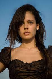 The film was remade in bollywood titled murder 3 (2013), turkey titled öteki taraf (2017) and in mexico titled perdida (2019). Martina Garcia Martina Garcia Photo 41487713 Fanpop