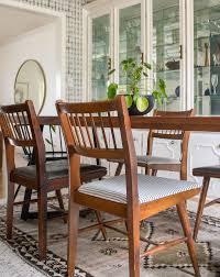 Chair Makeover Featuring How To Fix Old Chairs Bigger Than The Three Of Us Chair Makeover Old Chairs Woven Dining Chairs
