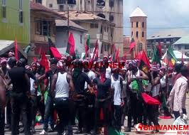 The ipob leader stressed the need for the igbo in the diaspora to support his cause for the actualization of biafra. Breaking News Ipob Volunteers Demonstrates Peacefully On The Streets Of Oguta Top Stories Biafra News Africa World News Opinion Videos Obinwannem News