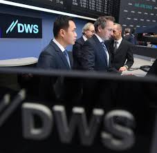Überblick der beliebtesten online banking services. Dws Anleger Ziehen Knapp Funf Milliarden An Anlagegeldern Ab Welt