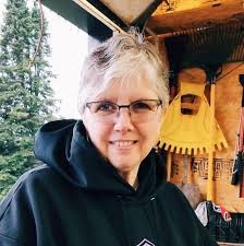 Anyone close to Hastings have a furniture upholstery machine? I have a  backpack I need the arm strap fixed on. We have tried with a sewing machine  it broke again. It needs