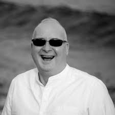 Eddie (@eddiebooth64)