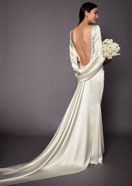 Maybe you would like to learn more about one of these? Hochzeitskleid Colden1 L Designer Hochzeitskleider L Talbot Runhof Talbot Runhof