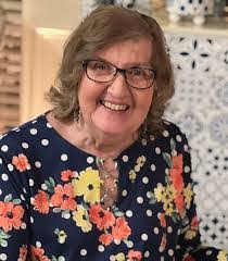 Edna Ryder's Instagram, Twitter & Facebook