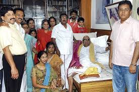 Meet The Karunanidhi Clan The Vast Family Tree Of Tns