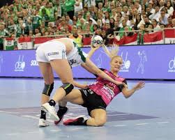 Henny ella reistad ble kåret til årets håndballprofil. Henny Ella Reistad Spielerprofil Handball News