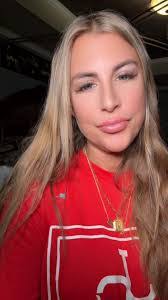 Ally Stevens's Instagram, Twitter & Facebook