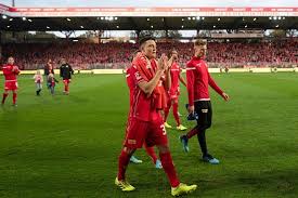 Schlotterbeck keven is the defender of freiburg (germany), has the number 31. Keven Schlotterbeck Home Facebook