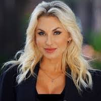 Tristan Skinner's Instagram, Twitter & Facebook