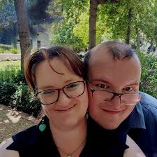 Can anyone suggest a pc a game my wife and I can play together. She is a  beginner PC player.