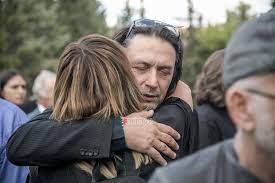 Η πόλη τοπίο θολό, μα αυτός προσπερνάει. Giannhs Kotsiras Syntetrimmenos Sthn Khdeia Toy Layrenth Maxairitsa Magnesia News